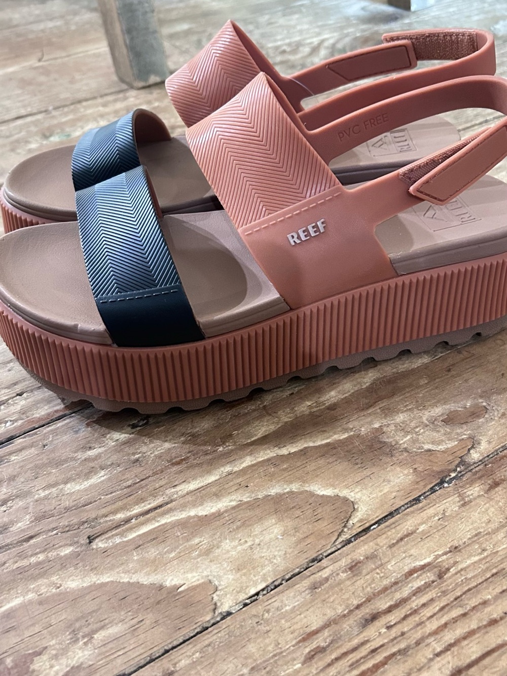 Reef Women’s Terracotta Platform Sandals with Black Toe Strap